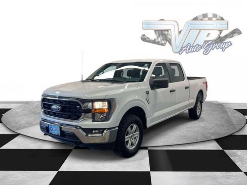 Used 2023 Ford F150 XLT w/ Trailer Tow Package AWD/4WD image 4