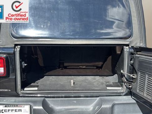 Used 2022 Jeep Wrangler Unlimited Sport image 14