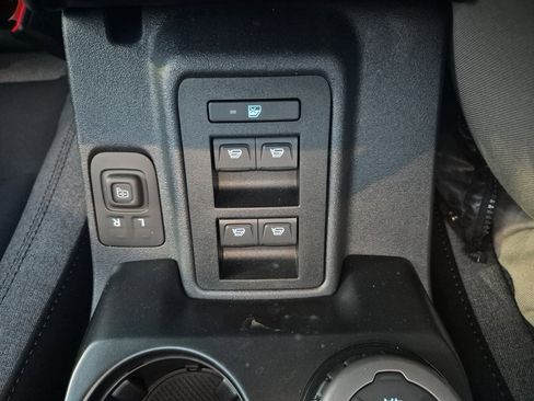 New 2025 Ford Bronco 4-Door w/ Sasquatch Package image 29