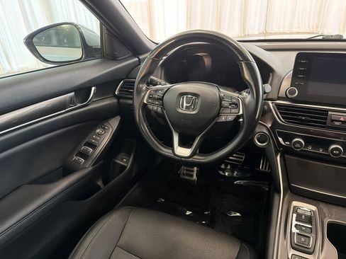Used 2020 Honda Accord Sport image 29