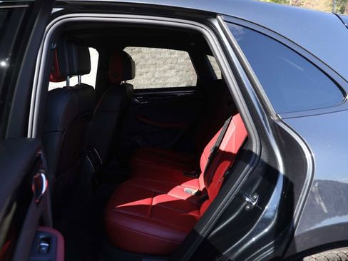 Used 2025 Porsche Macan AWD/4WD image 24