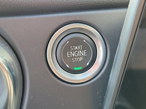 Used 2025 Chevrolet Blazer LT AWD/4WD image 34