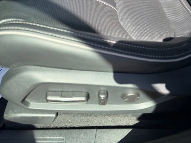 Used 2023 Honda Pilot Elite image 18