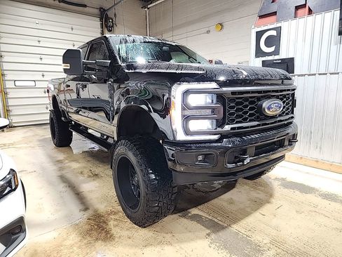 Used 2023 Ford F250 XLT w/ 360-Degree Camera Package image 5