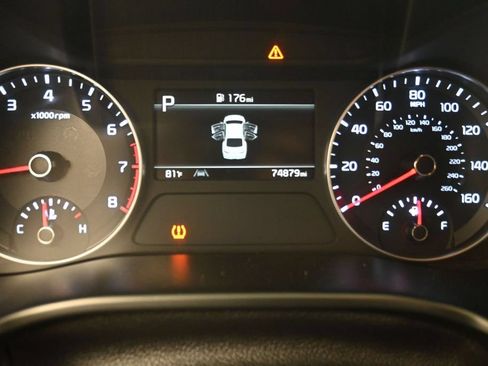 Used 2022 Kia Forte LXS FWD image 9