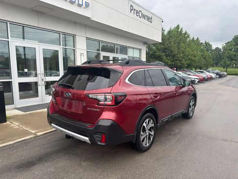 Used 2021 Subaru Outback Limited AWD/4WD image 3