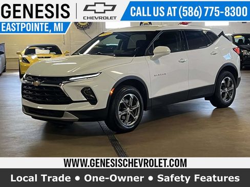 Used 2023 Chevrolet Blazer LT w/ LPO, Floor Liner Package FWD image 1