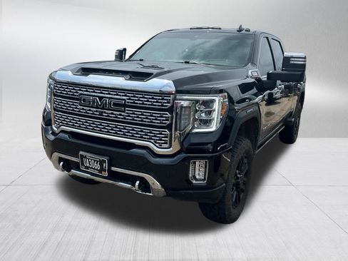 Certified 2021 GMC Sierra 3500 Denali w/ Denali Black Diamond Edition AWD/4WD image 7