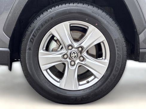 Used 2025 Toyota RAV4 XLE image 10