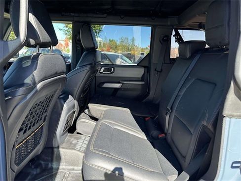 Used 2023 Ford Bronco Badlands image 22
