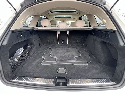 Used 2020 Mercedes-Benz GLC 300 4MATIC image 25