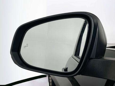 Used 2025 Toyota 4Runner SR5 image 16