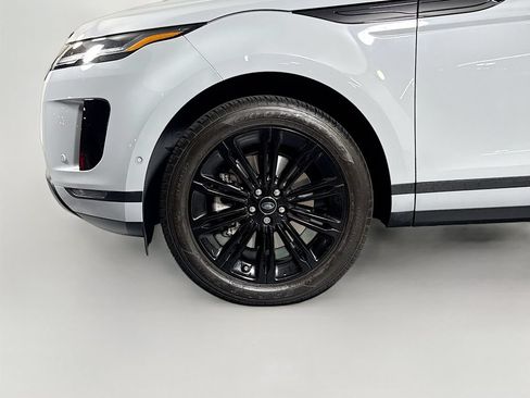 Used 2025 Land Rover Range Rover Evoque S AWD/4WD image 22