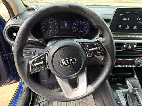 Used 2019 Kia Forte LXS FWD image 24