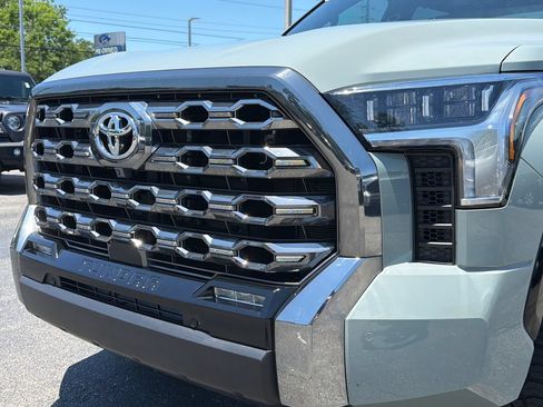 Used 2025 Toyota Tundra Platinum AWD/4WD image 13