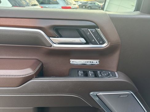 Used 2025 GMC Sierra 1500 Denali w/ Denali Reserve Package image 11