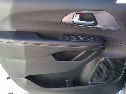 New 2026 Chrysler Voyager LX FWD image 7