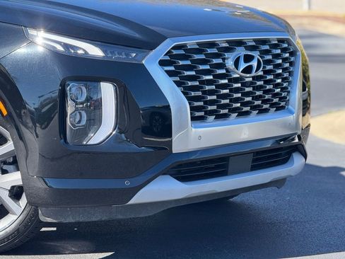 Used 2022 Hyundai Palisade Limited w/ Cargo Package image 6