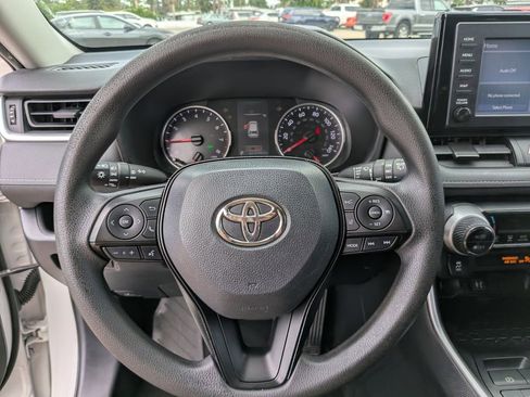 Used 2019 Toyota RAV4 XLE FWD image 27