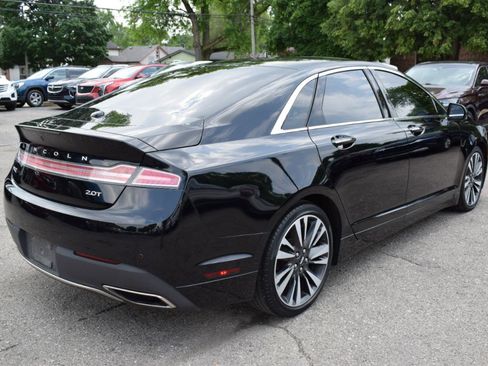 Used 2017 Lincoln MKZ Reserve w/ Climate Package FWD image 6