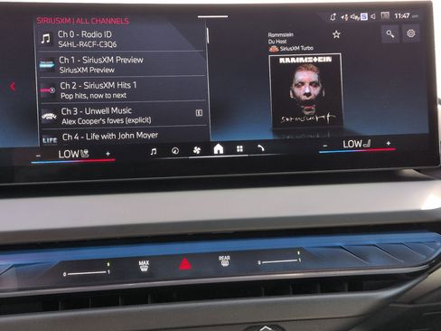 Used 2025 BMW X3 M50 w/ Premium Package image 23