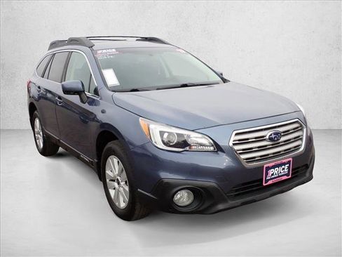 Used 2017 Subaru Outback 2.5i Premium image 6