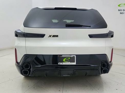 Used 2023 BMW XM AWD/4WD image 5