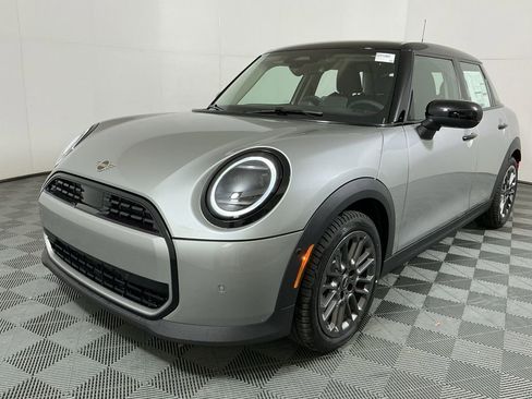 New 2026 MINI Cooper 4-Door Hardtop image 2