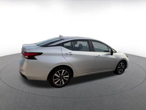 Used 2025 Nissan Versa SV FWD image 14