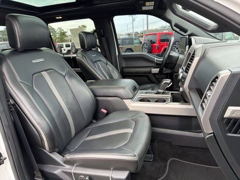 Used 2018 Ford F150 Platinum w/ Equipment Group 701A Luxury image 28