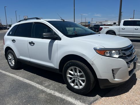 Used 2014 Ford Edge SE w/ Equipment Group 101A FWD image 2