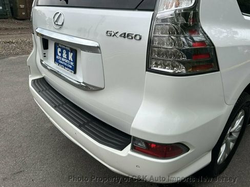 Used 2016 Lexus GX 460 w/ Premium Package AWD/4WD image 18