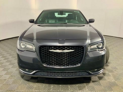 Used 2016 Chrysler 300 S RWD image 5