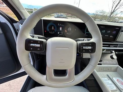 Used 2026 Hyundai Santa Fe SEL w/ Tow & Go Package image 13