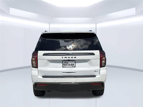 Used 2022 Chevrolet Tahoe Z71 w/ Luxury Package AWD/4WD image 5