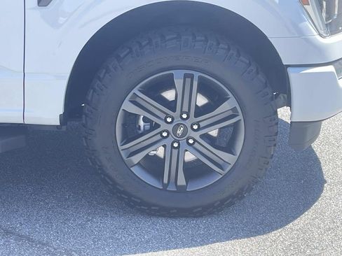 Used 2022 Ford F150 Lariat w/ Equipment Group 502A High AWD/4WD image 11