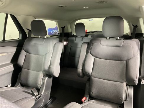 New 2026 Ford Explorer Active RWD image 16