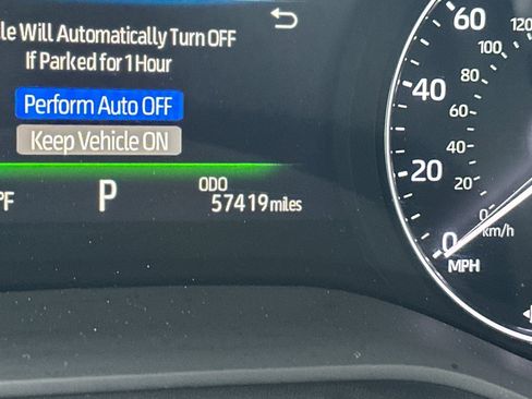 Used 2023 Toyota Sienna Platinum image 41