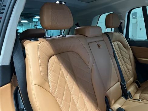 Used 2023 BMW X7 xDrive40i AWD/4WD image 50