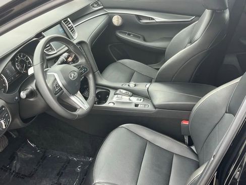 Certified 2025 INFINITI QX50 Luxe w/ Accent Package AWD/4WD image 11