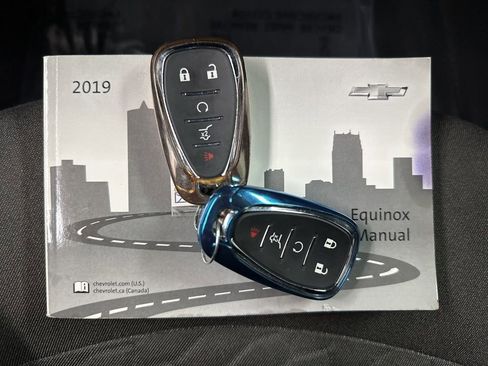 Used 2019 Chevrolet Equinox LT image 39
