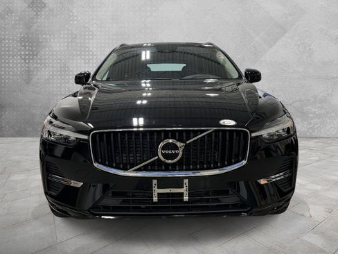 Used 2023 Volvo XC60 B5 Ultimate AWD/4WD image 3