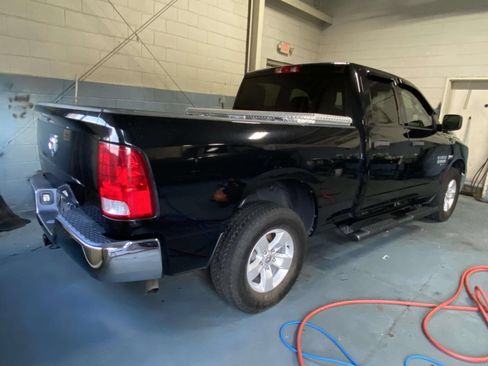 Used 2019 RAM 1500 Tradesman w/ Chrome Appearance Group RWD image 6