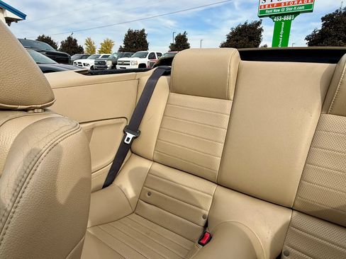 Used 2005 Ford Mustang GT Premium RWD image 12