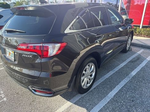 Used 2016 Acura RDX FWD w/ Technology Package image 4