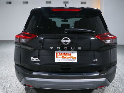 Used 2023 Nissan Rogue SL w/ SL Premium Package FWD image 8