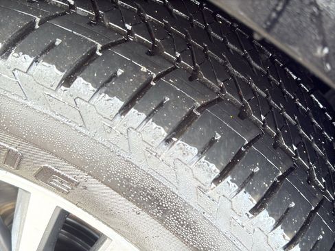 Certified 2024 Nissan Armada SL w/ Captain's Chairs Package image 10