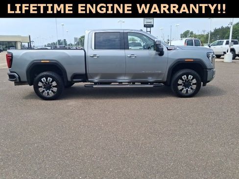 Certified 2025 GMC Sierra 3500 Denali w/ Denali Reserve Package image 33