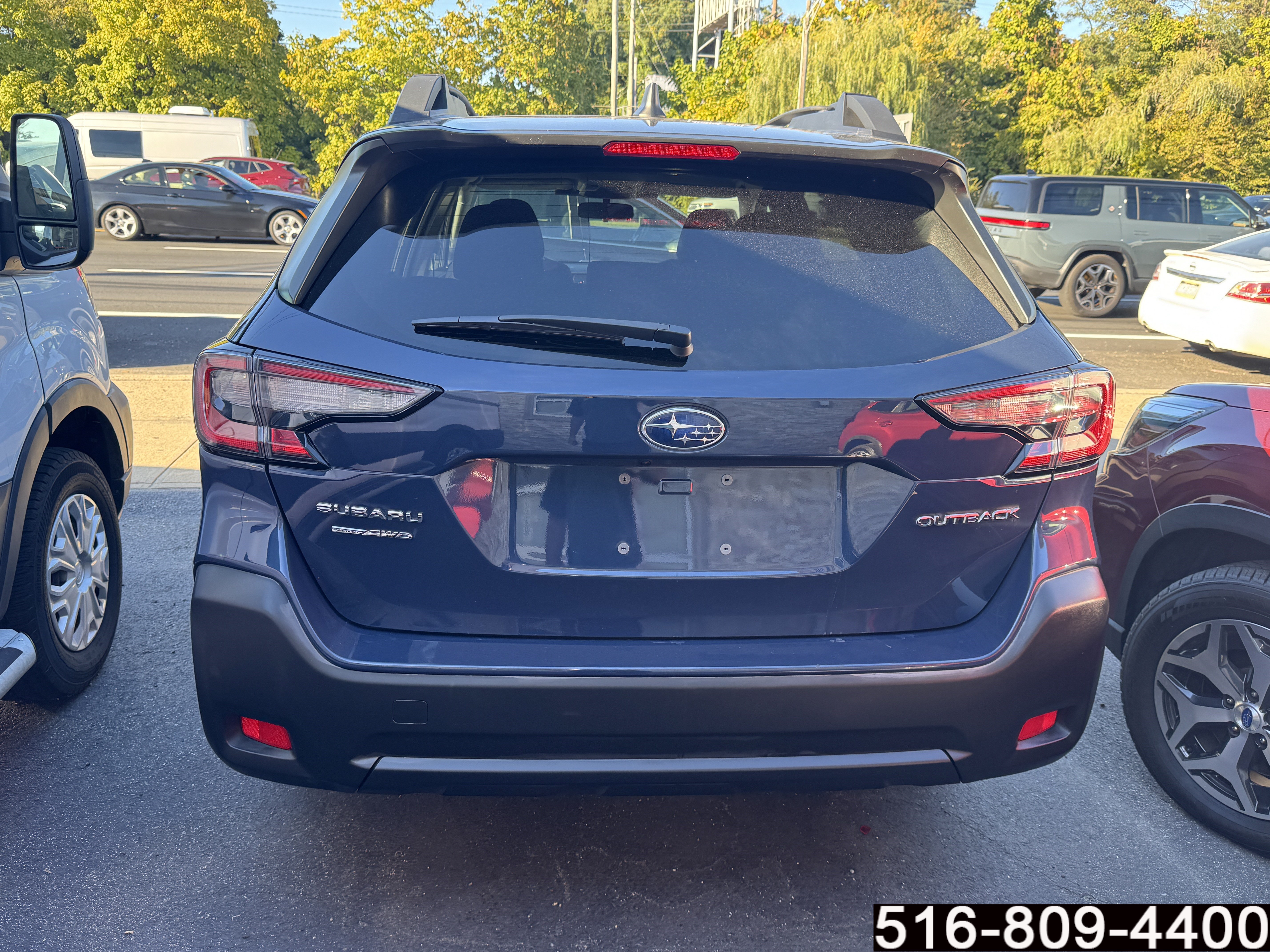 Used 2024 Subaru Outback Premium AWD/4WD image 6