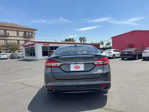 Used 2017 Ford Fusion Titanium FWD image 5